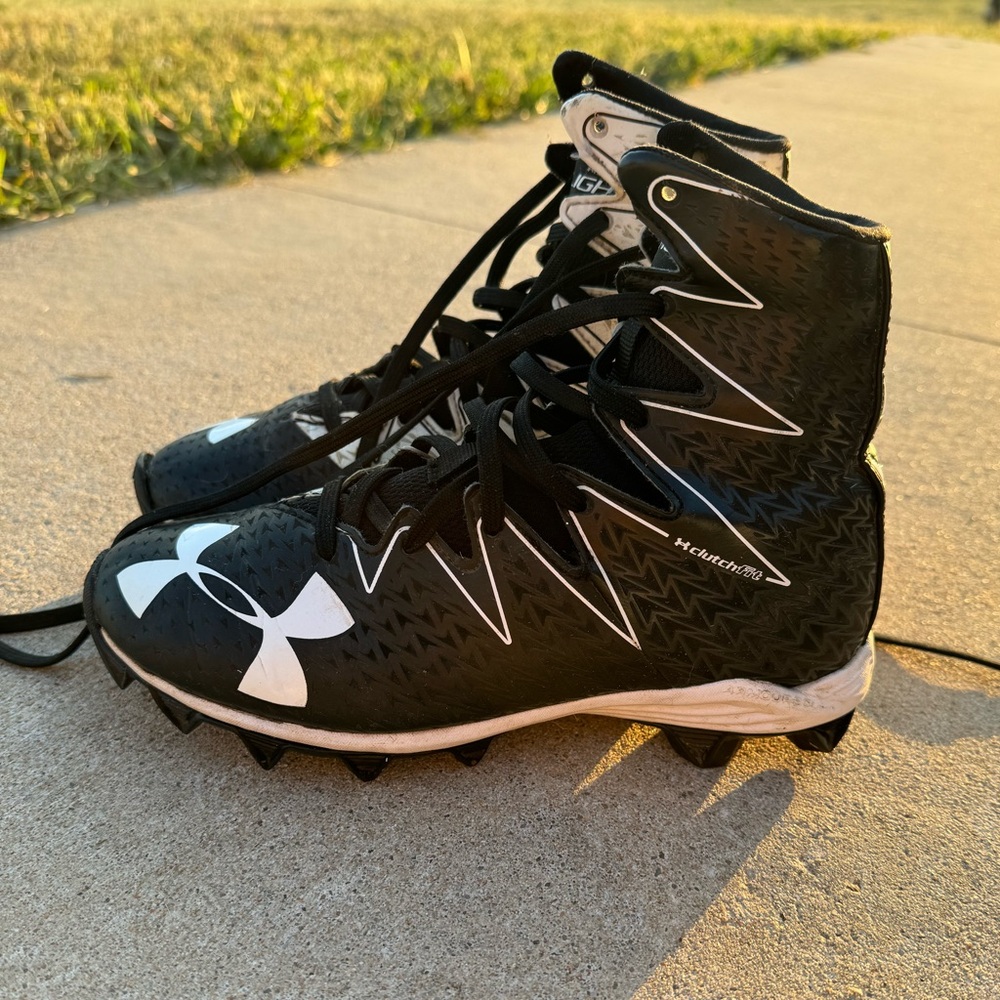 Under Armour Youth Cleats